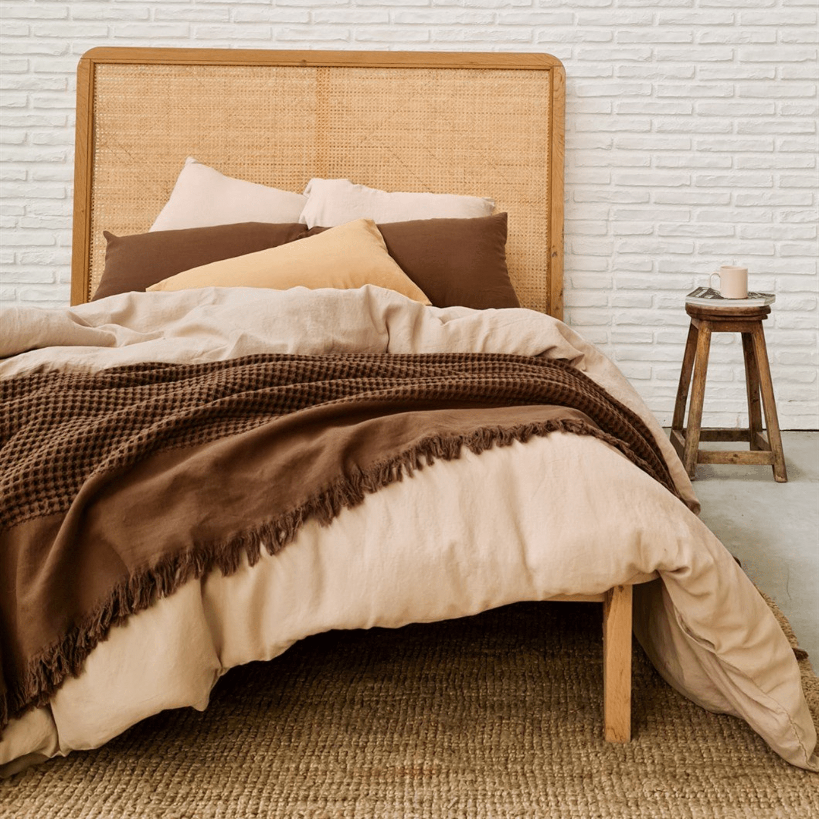 Yuki Waffle Weave King Blanket