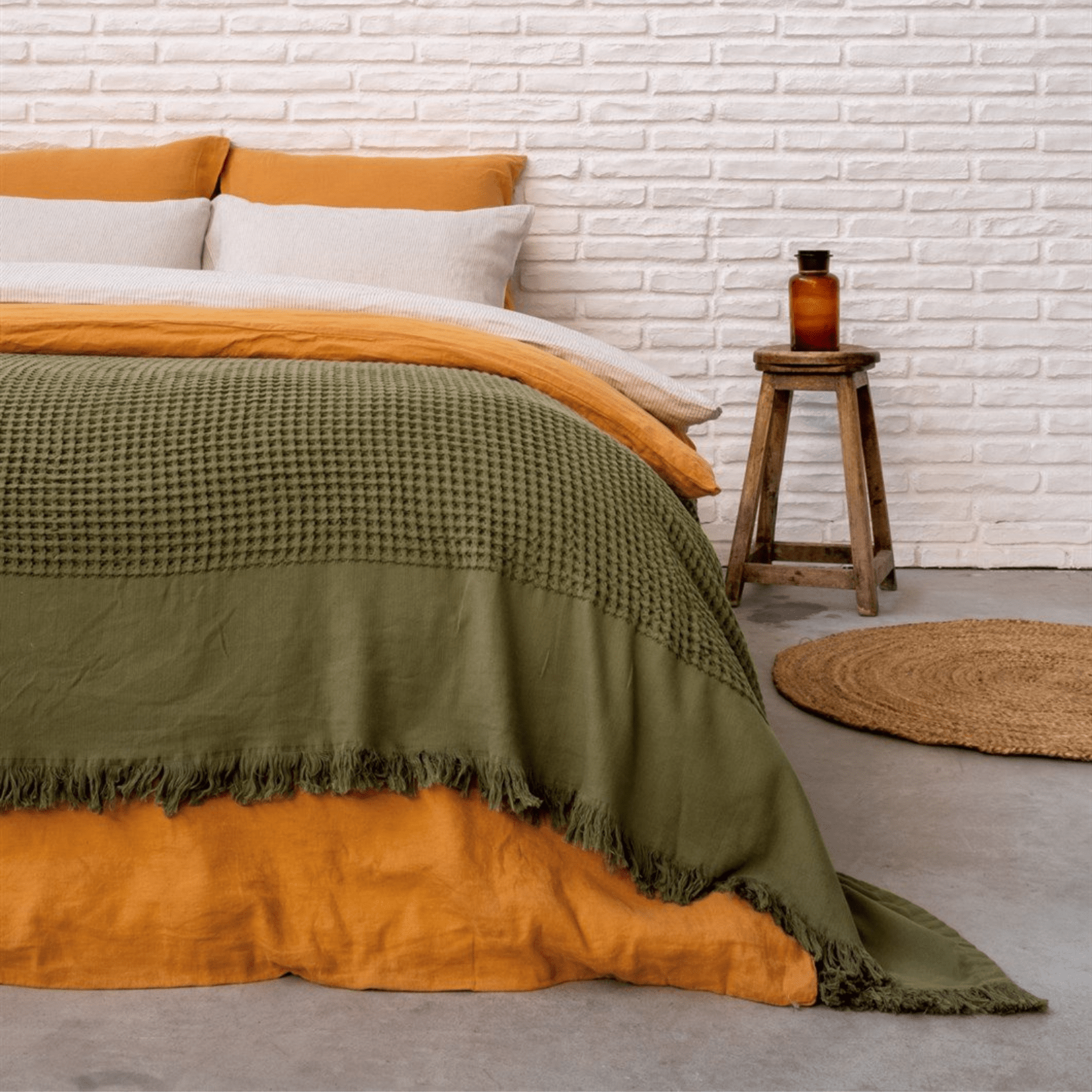 Yuki Waffle Weave King Blanket