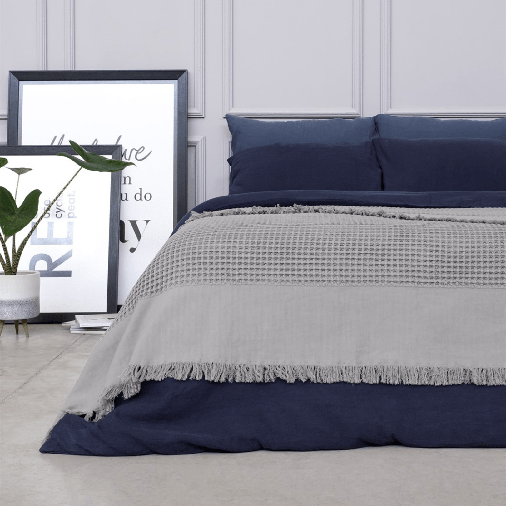 Yuki Waffle Weave King Blanket