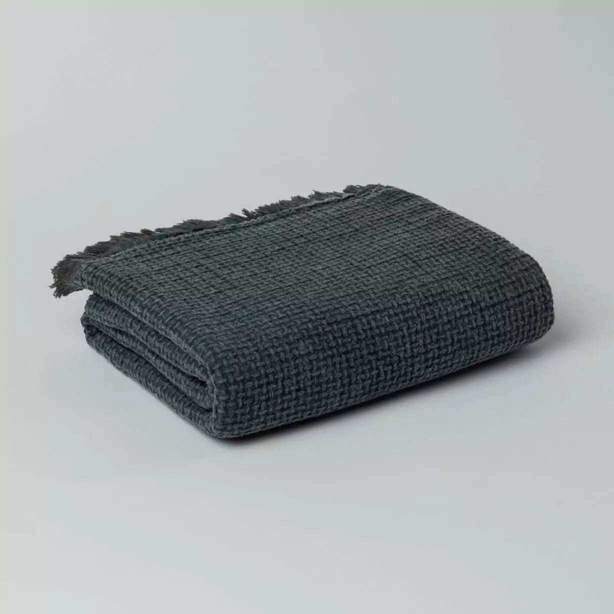 #color_blackish-gray