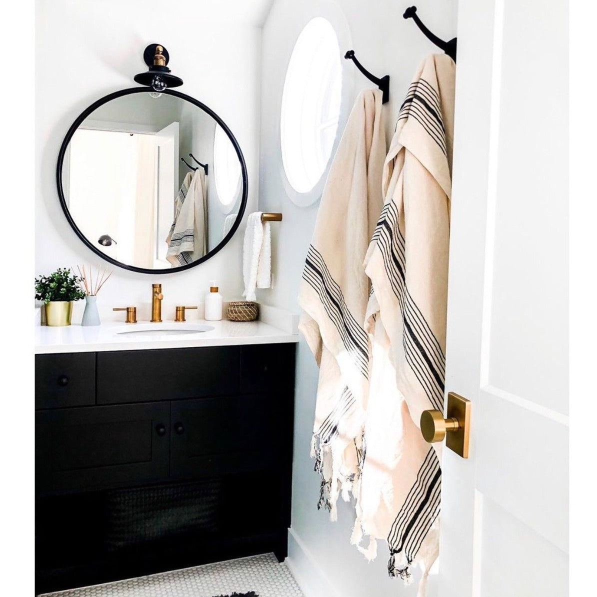 Zebrine Bamboo & Cotton Blend Towels - Theloomia