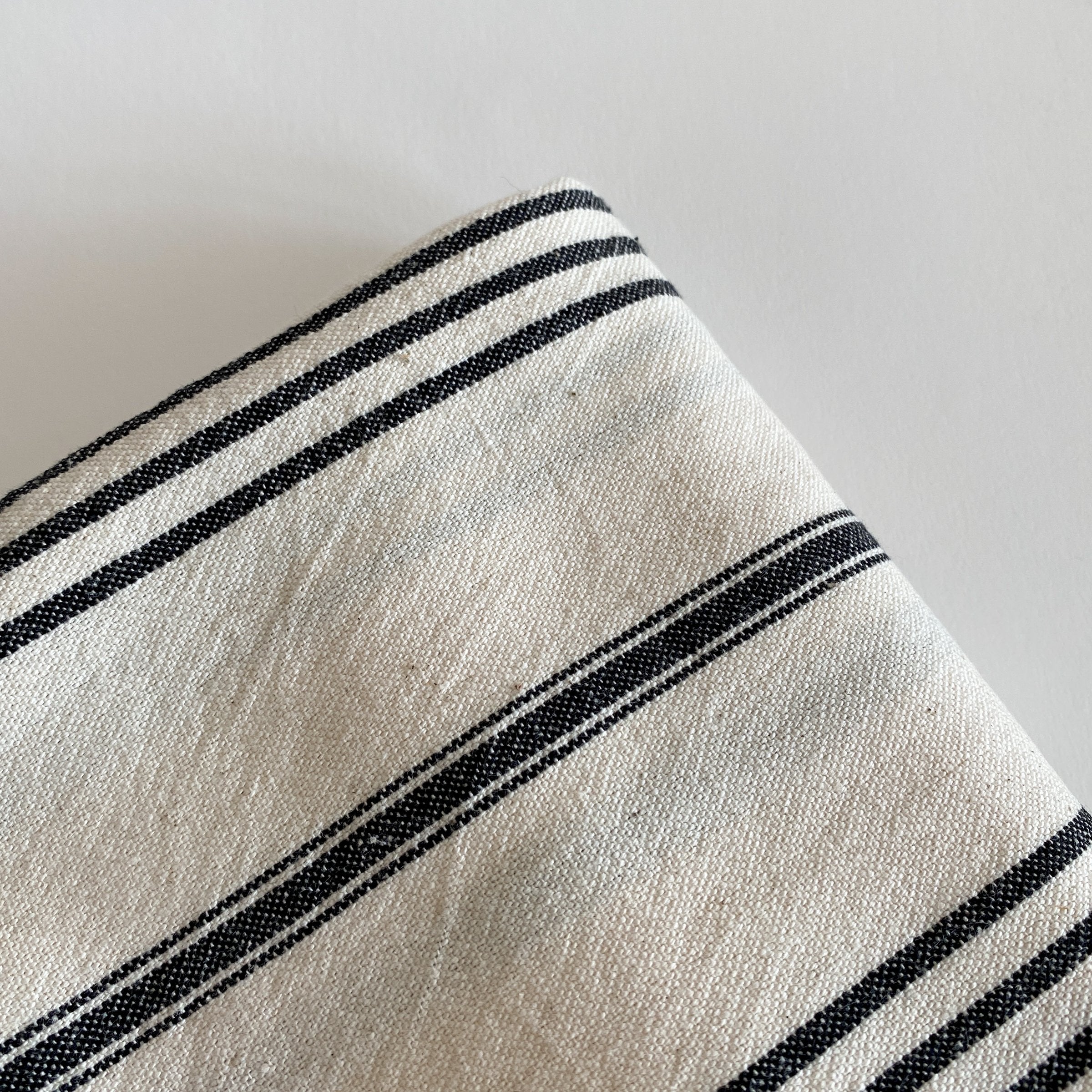 Raven Ultimate Peshtemal Turkish Towel - Theloomia
