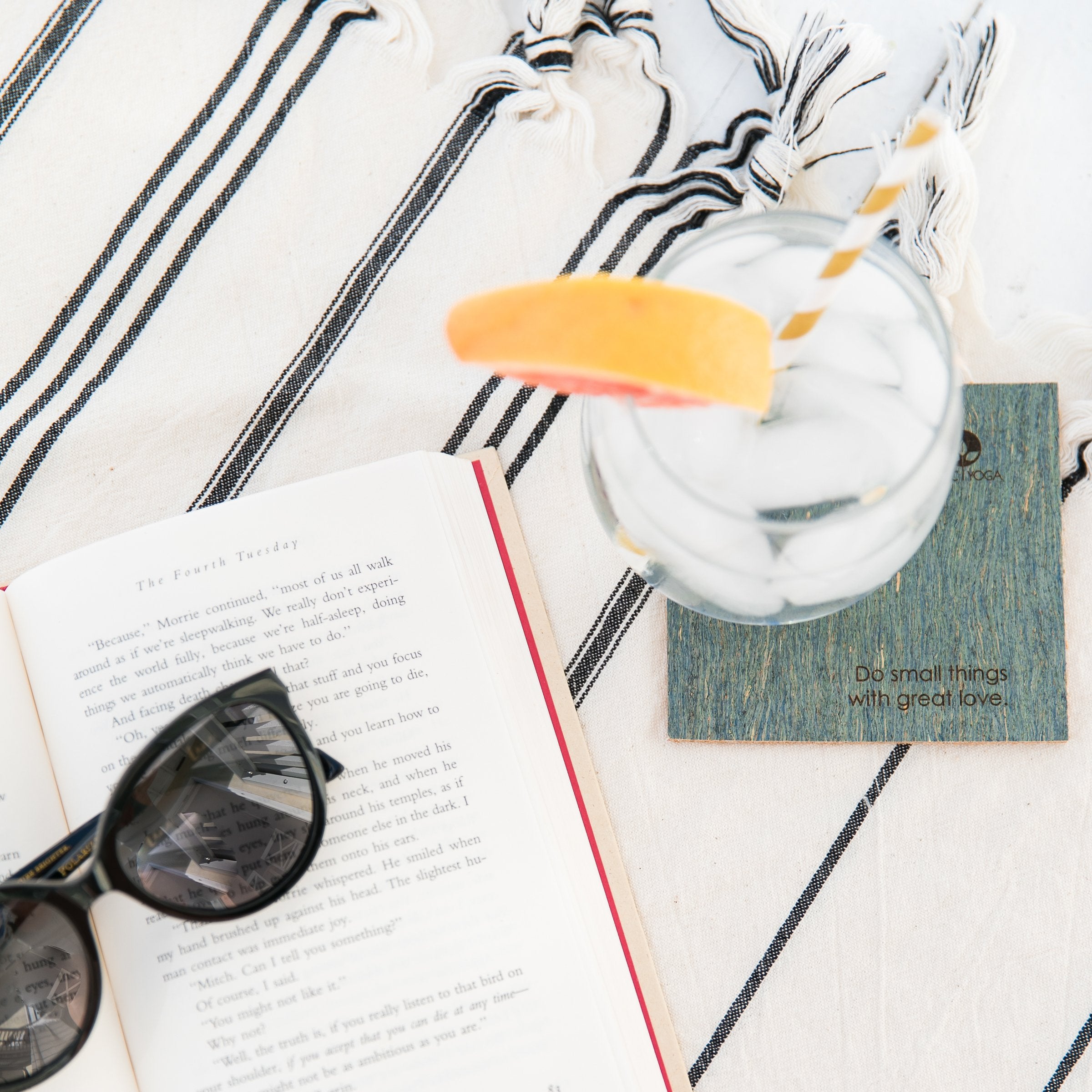Raven Ultimate Peshtemal Turkish Towel - Theloomia