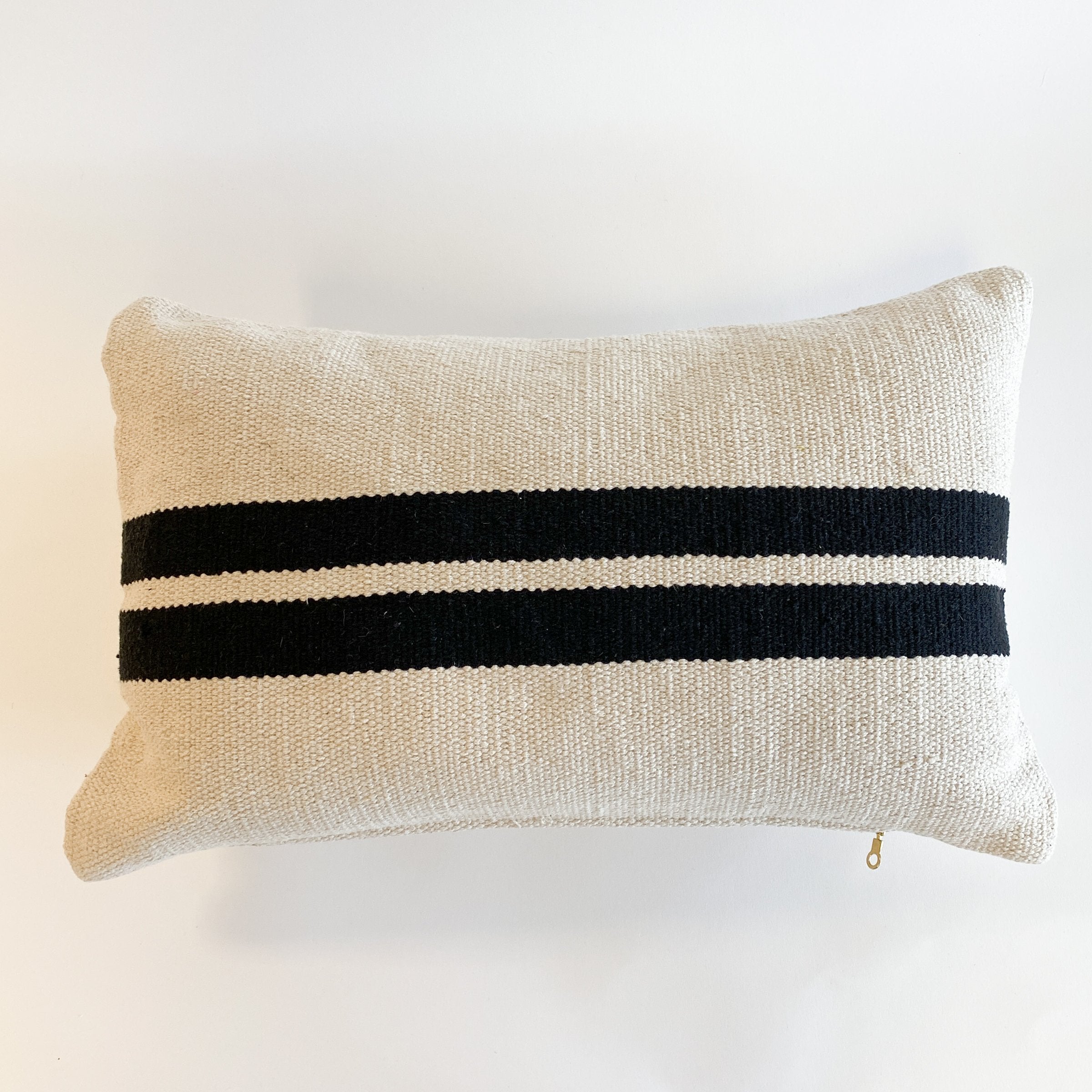 Viti Handwoven Black and Cream Pillow - Theloomia